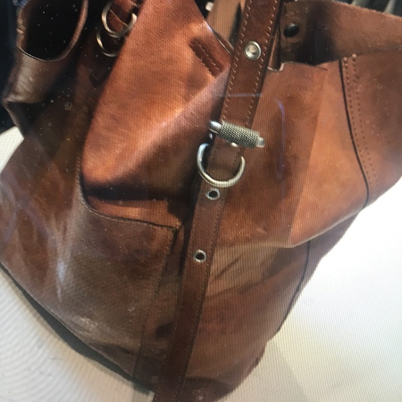 Frye Handbags - Frye Gia Simple Tote